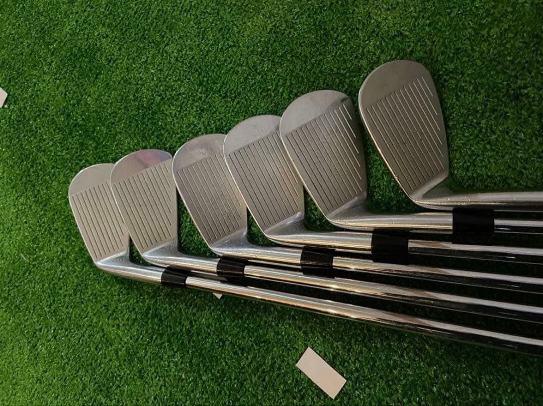 ブリヂストンゴルフ　TOUR B　X-BLADE