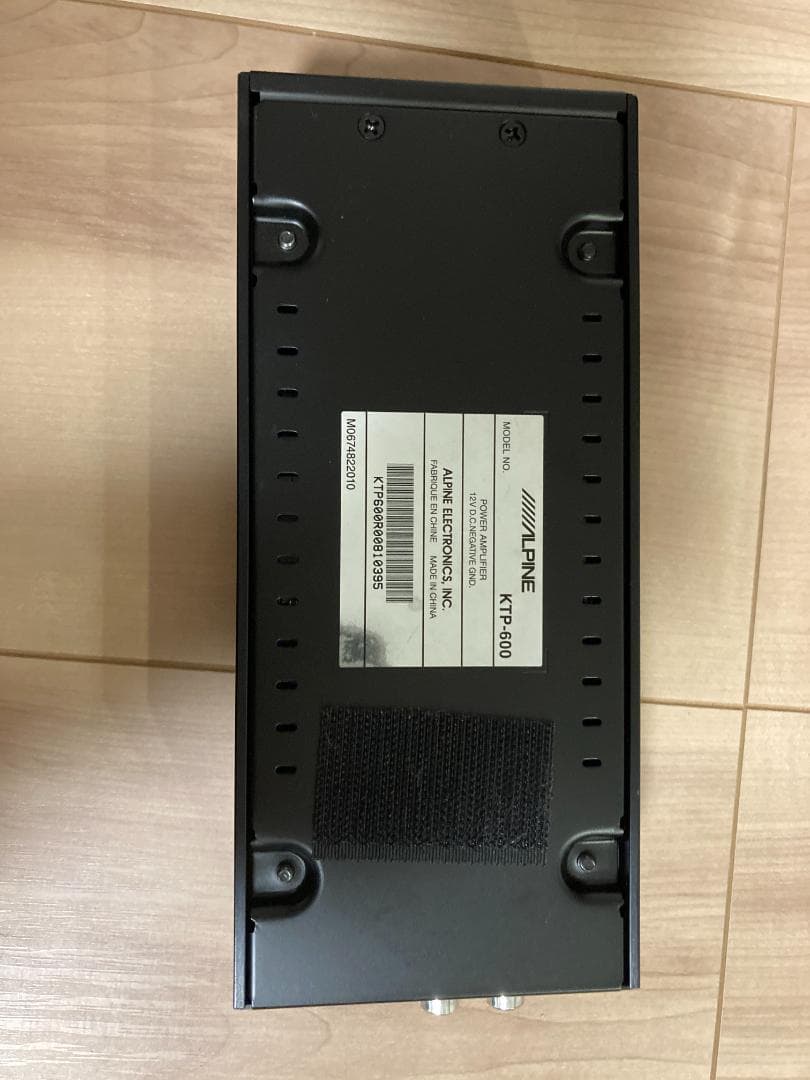 ALPINE KTP-600 4chデジタルパワーアンプ