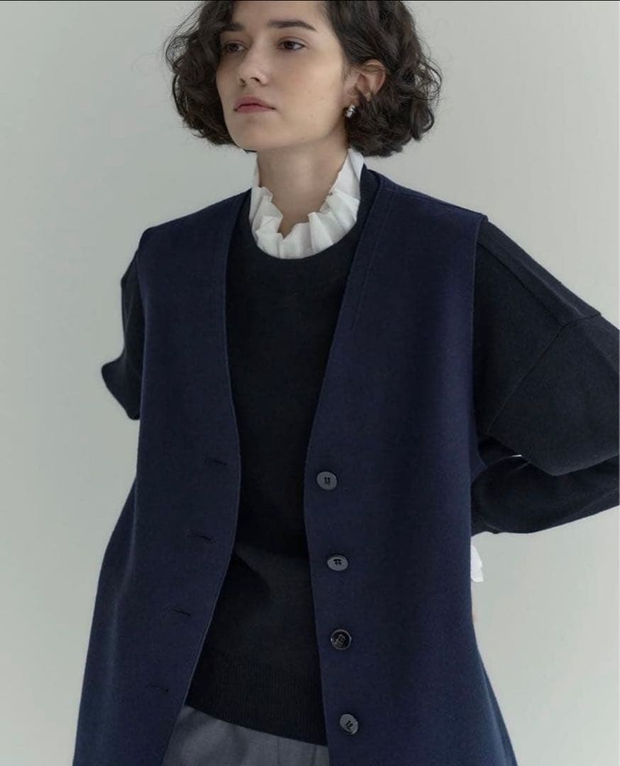 美品　YONFA ヨンファ ウールジレ ネイビー　ロング　ジレ