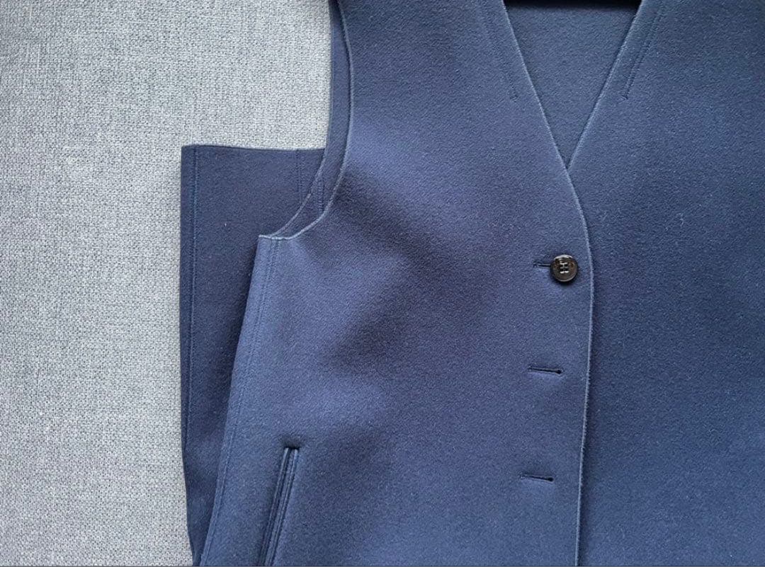 美品　YONFA ヨンファ ウールジレ ネイビー　ロング　ジレ