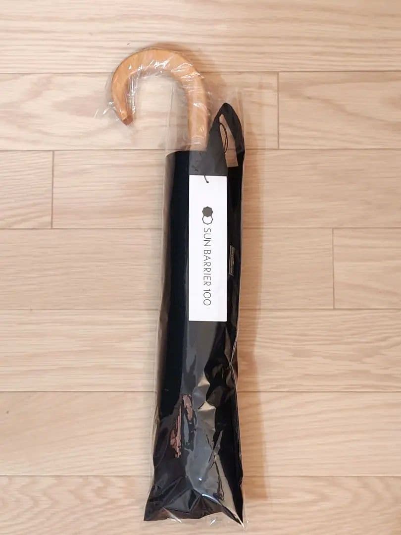 サンバリア100 折りたたみ日傘 2段折 無地 ブラック