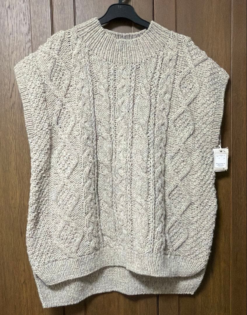 ダナファヌル　ペルーニット手編みワイドベスト ★タグ付き未使用‼︎