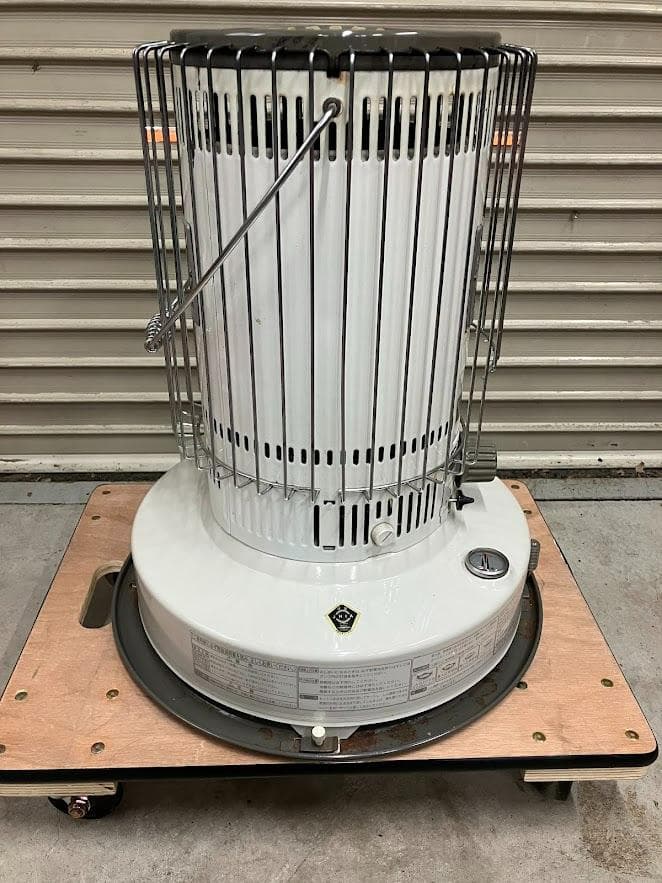 トヨトミ　石油ストーブ　KS-56A