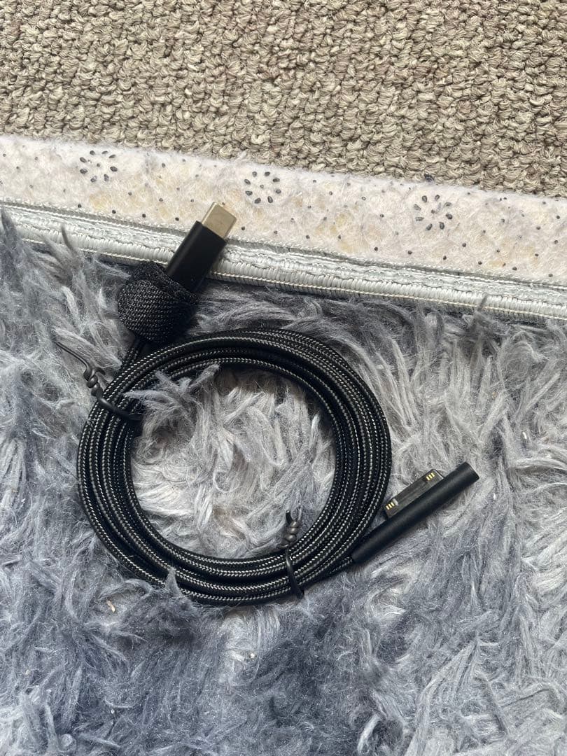 【美品】Surface Pro4 キーボードtpyec充電ケーブル付