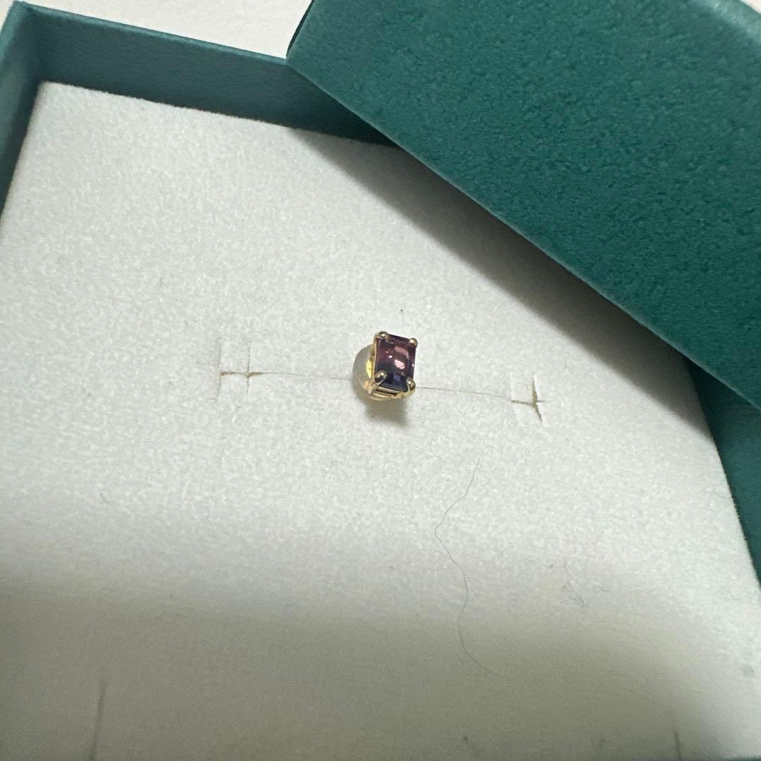 Bizou バイカラーサファイア片耳用ピアス