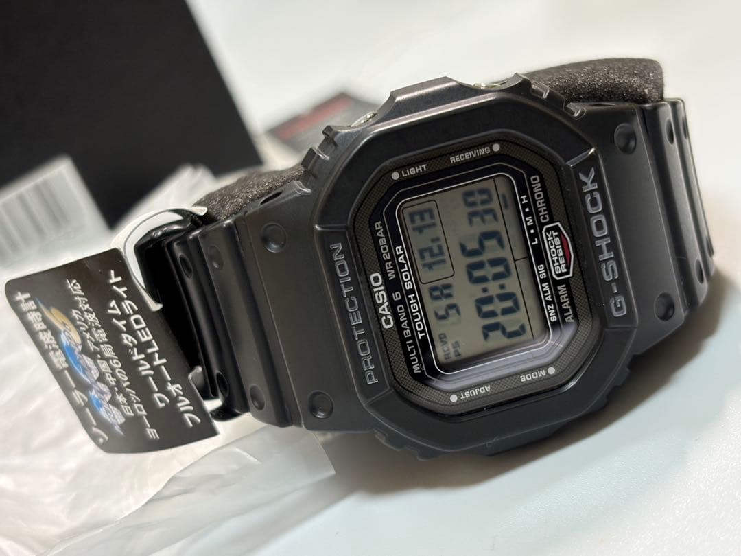 【極美品】G-SHOCK GW-5000U-1JF 電波タフソーラー カーボン