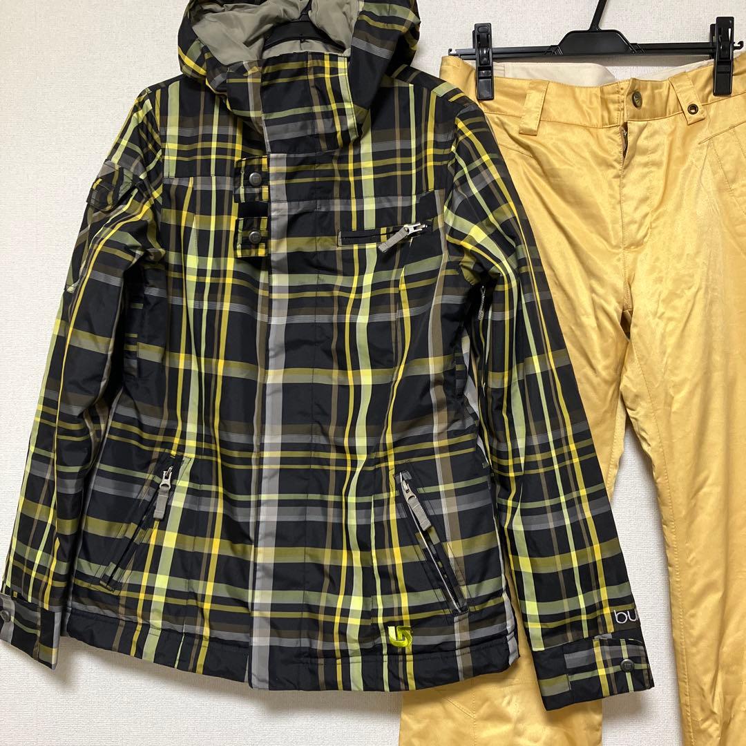 美品　即発送可　バートン　スノーボードウェア　レディースᎷ 上下セット