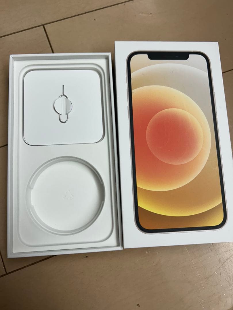 iPhone 12 ホワイト 64GB SIMフリー 動作良好★バッテリー87%