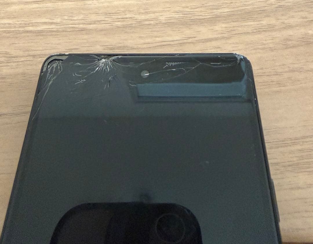 お*く様 Pixel6a 本体 Google スマートフォン ひび割れあり