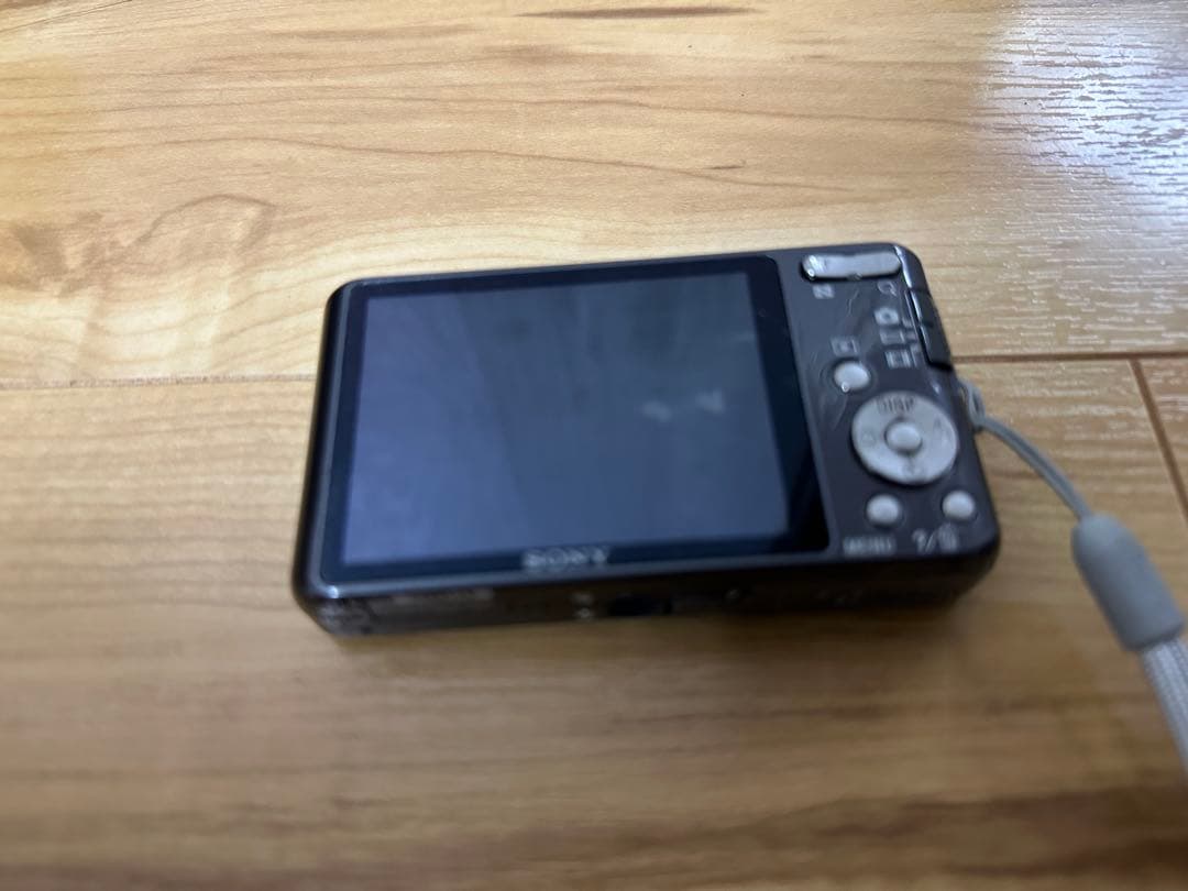 ソニーのデジタルカメラ「Cyber-shot DSC-W570」