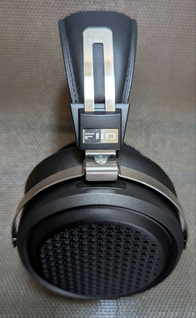 ヘッドホン FIIO FT1 Pro