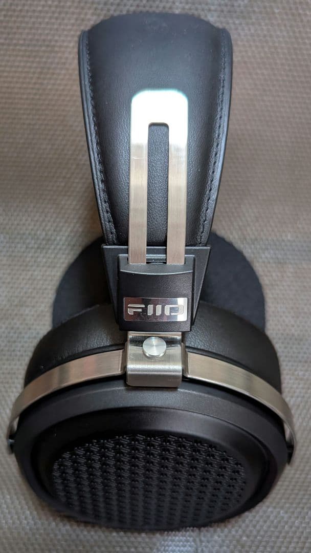 ヘッドホン FIIO FT1 Pro