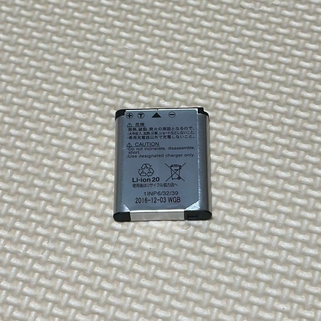 Nikon COOLPIX A100 シルバー 2010万画素 光学5倍ズーム