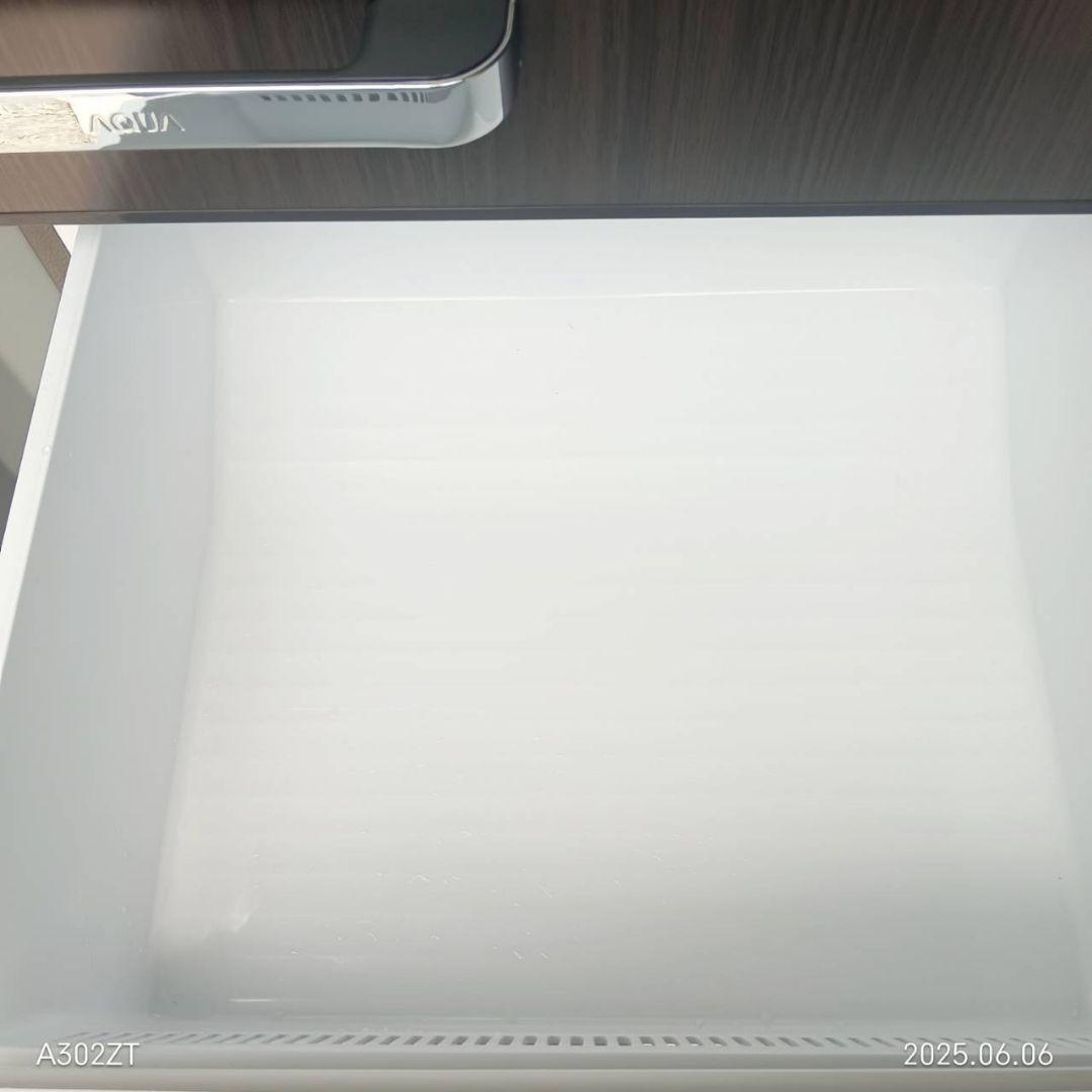 1926設置まで対応 　アクア　大型冷蔵庫　木目モデル　430L