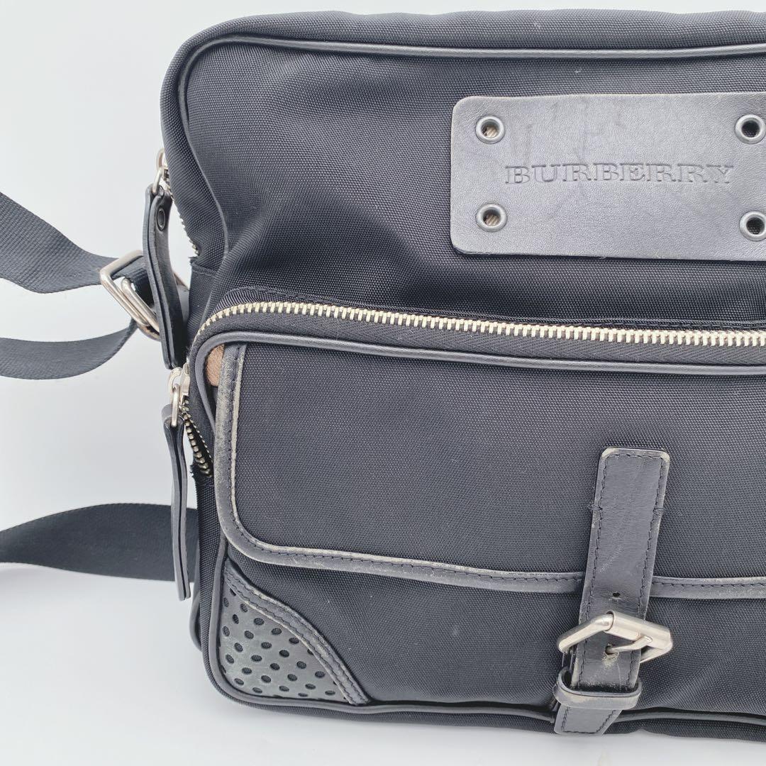 希少 バーバリーロンドン ショルダーバッグ ロゴ刻印 ノバチェック 黒 男女兼用