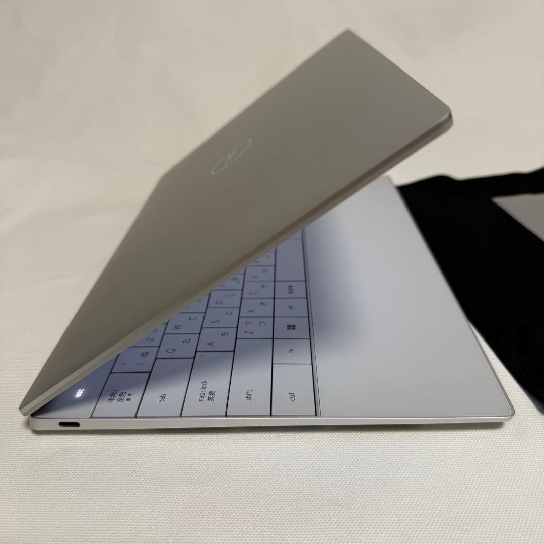 DELL XPS 13 Plus(9320) Officeなし