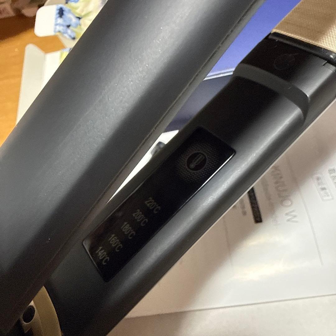 絹女　ストレートヘアアイロン　DS200-BK