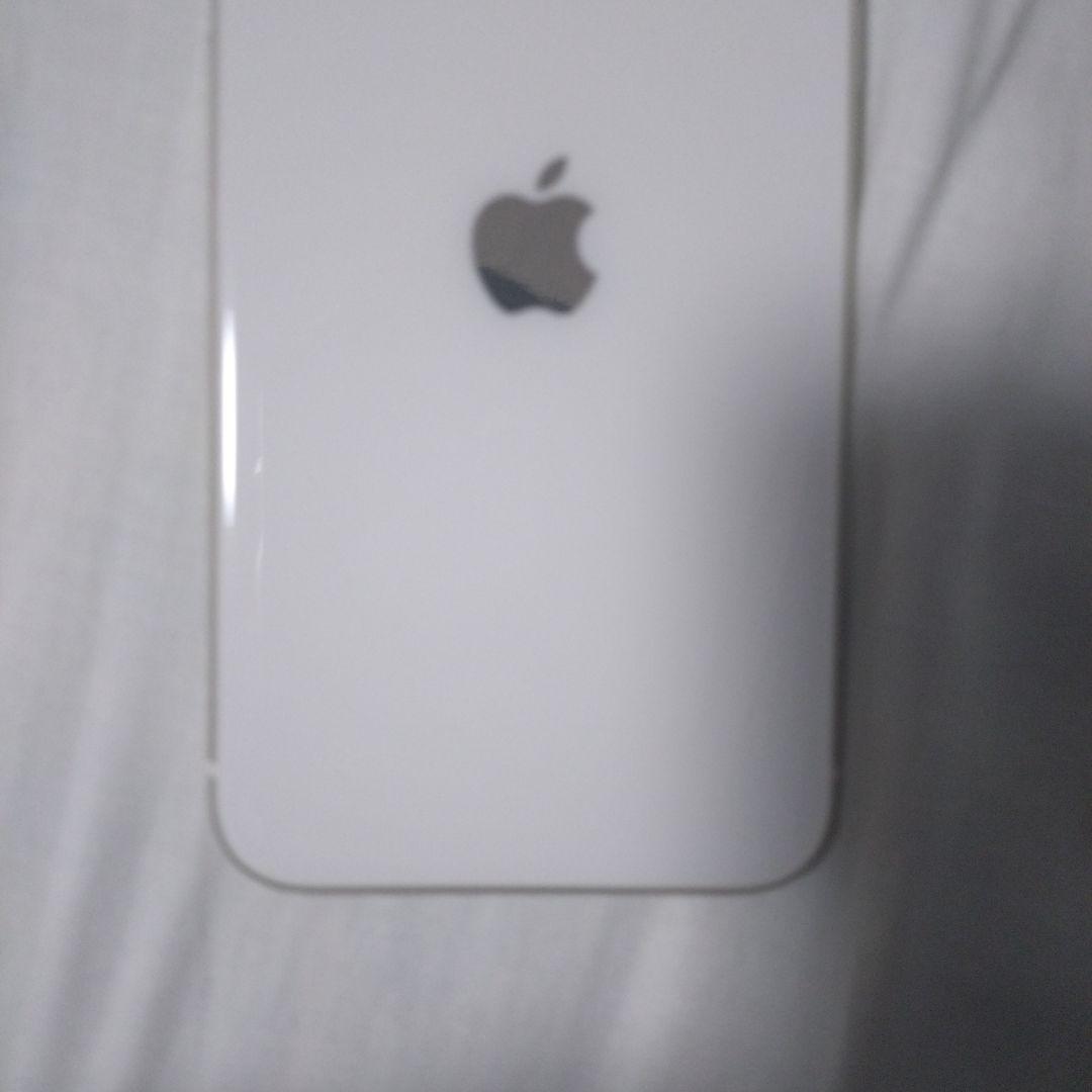 【美品】iPhone11 ホワイト　64GB・SIMフリー版