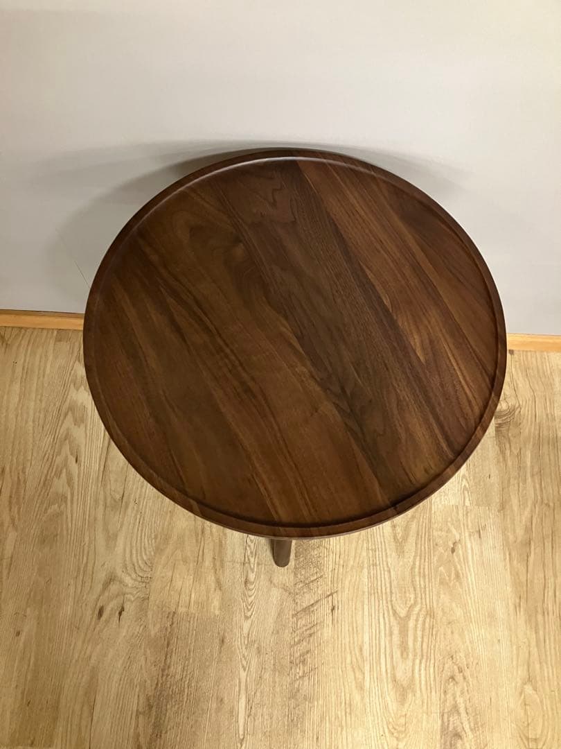 ウォールナット無垢材　サイドテーブル