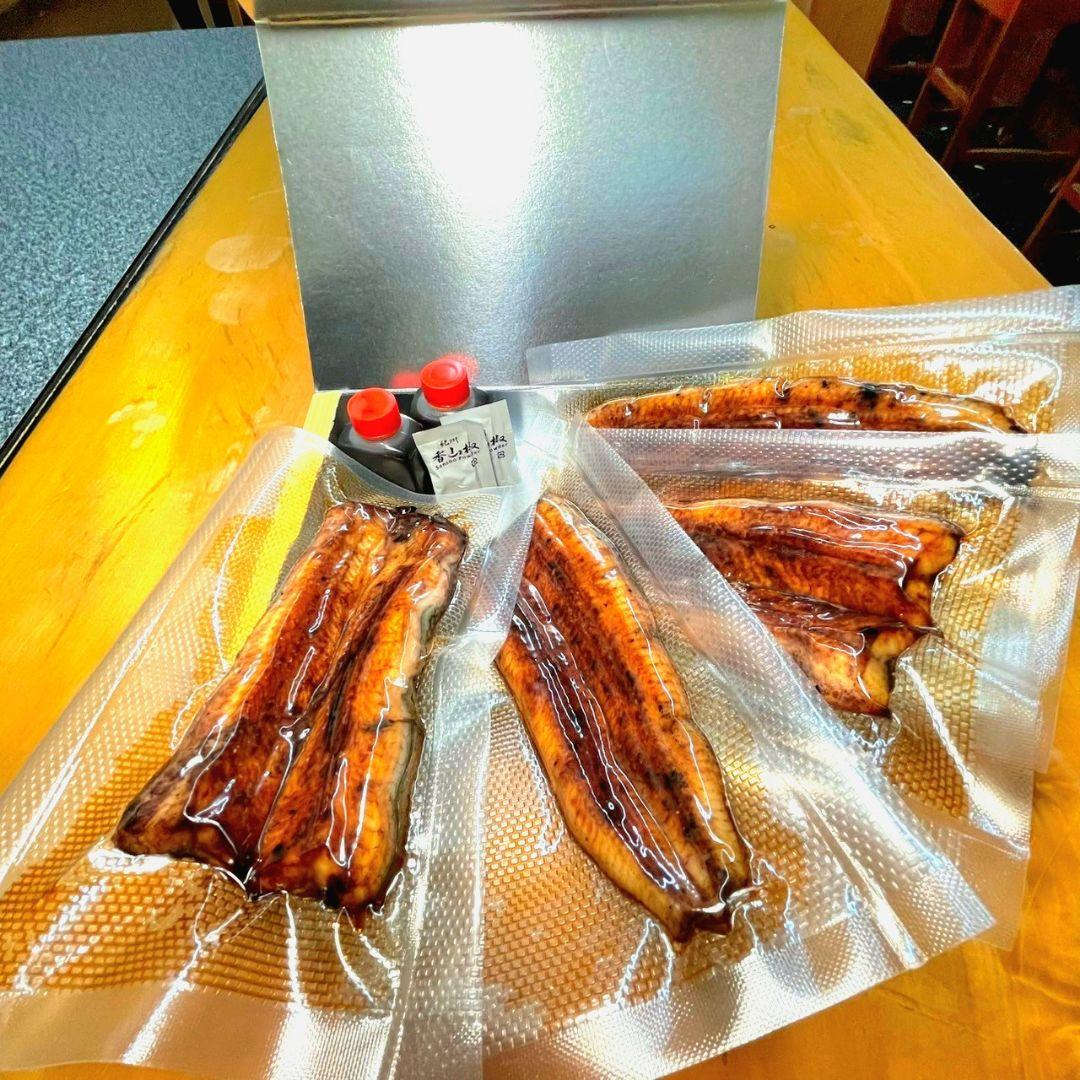 トシ　国産うなぎ蒲焼150g×3尾