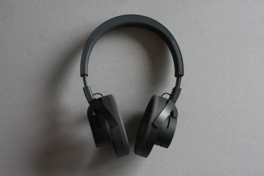 nwm ONE ワイヤレスヘッドホン ダークグレイ MBH001