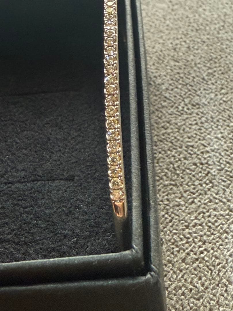 K18 ホワイトゴールド　オープン　バングル　ダイヤ　0.57カラット