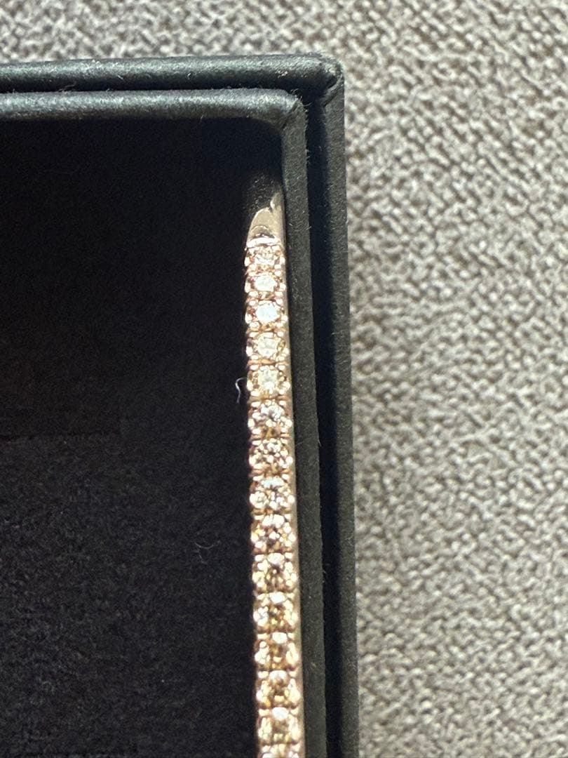 K18 ホワイトゴールド　オープン　バングル　ダイヤ　0.57カラット