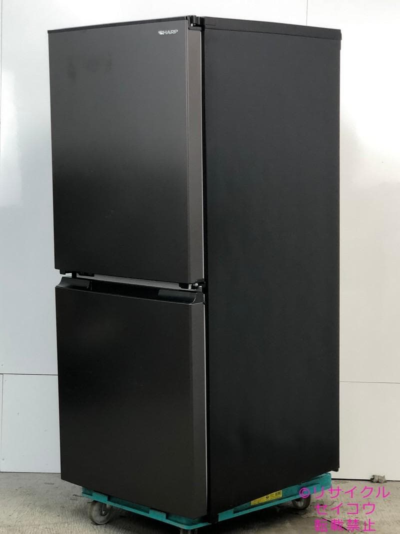 【中古】シャープ冷蔵庫 152L 2022年式2510231222