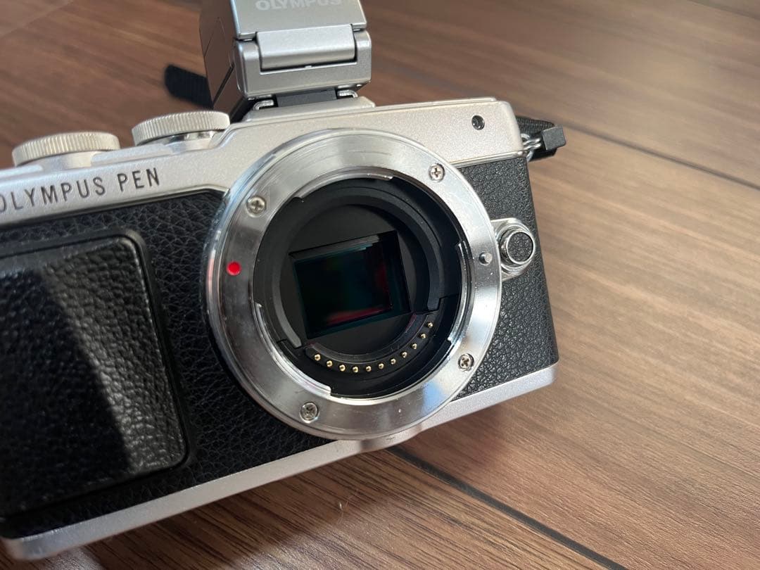 OLYMPUS オリンパス epl-7 オリンパスペンライト ジャンク