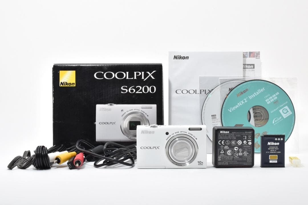 ニコン クールピクス S6200 コンパクトデジタルカメラ ホワイト Canon