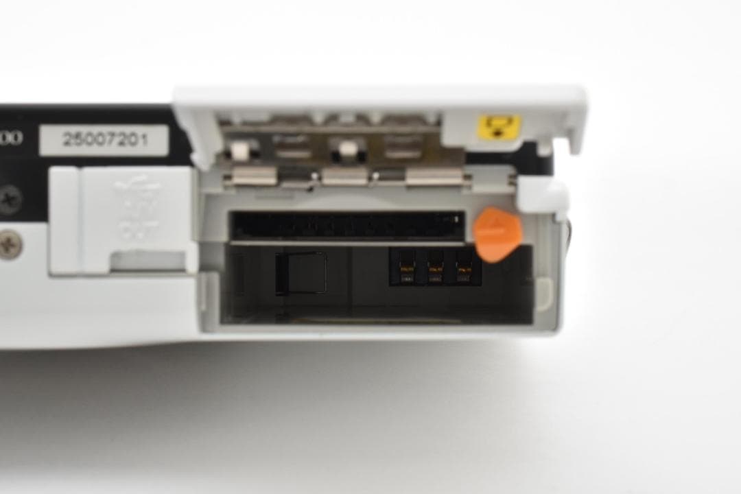 ニコン クールピクス S6200 コンパクトデジタルカメラ ホワイト Canon