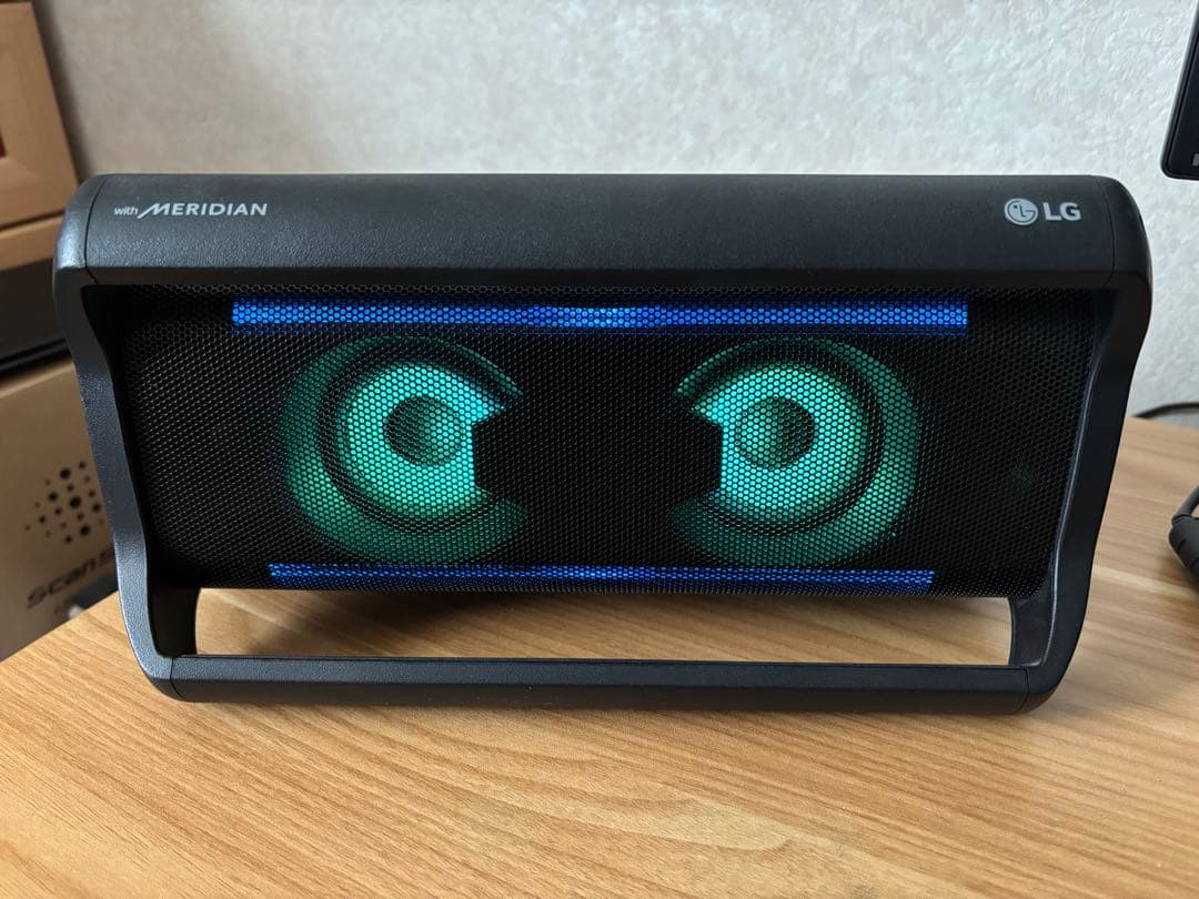 LG XBOOM Go PK7 Bluetooth スピーカー