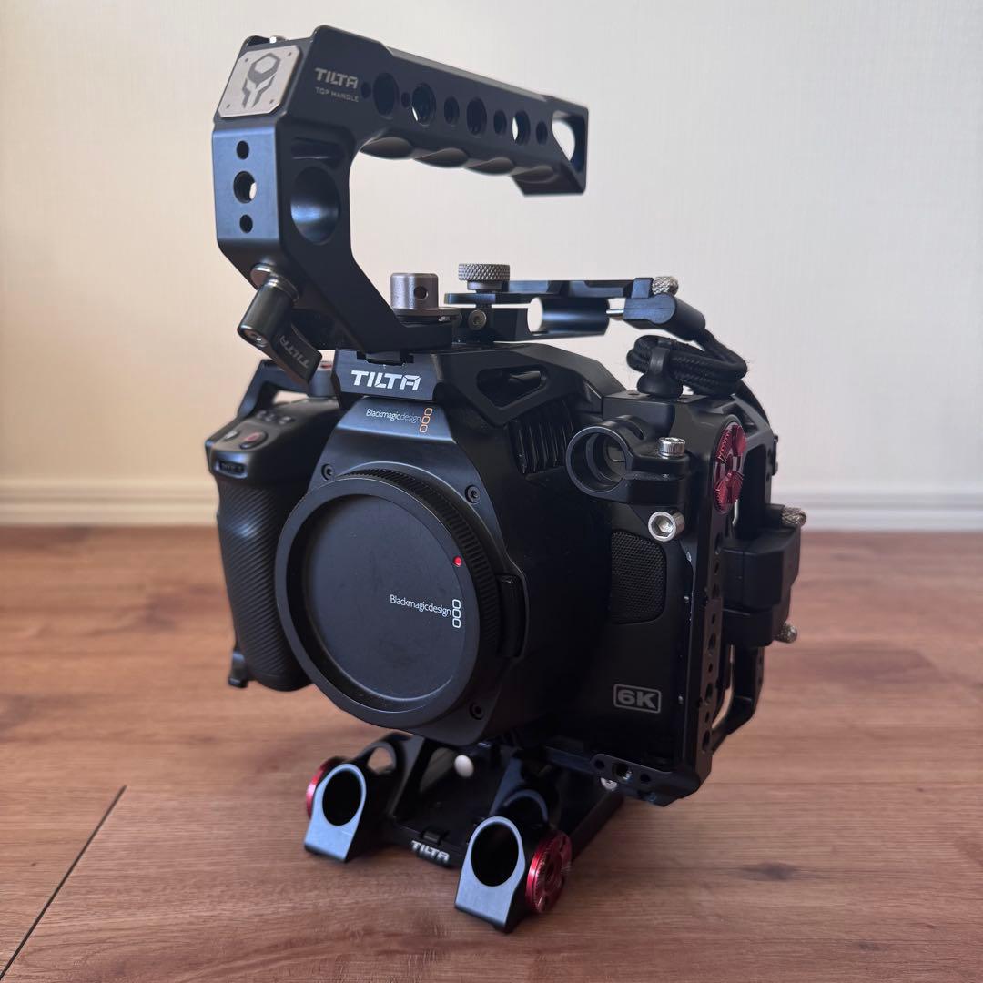 Blackmagic Design BMPCC6K PRO Tiltaケージ