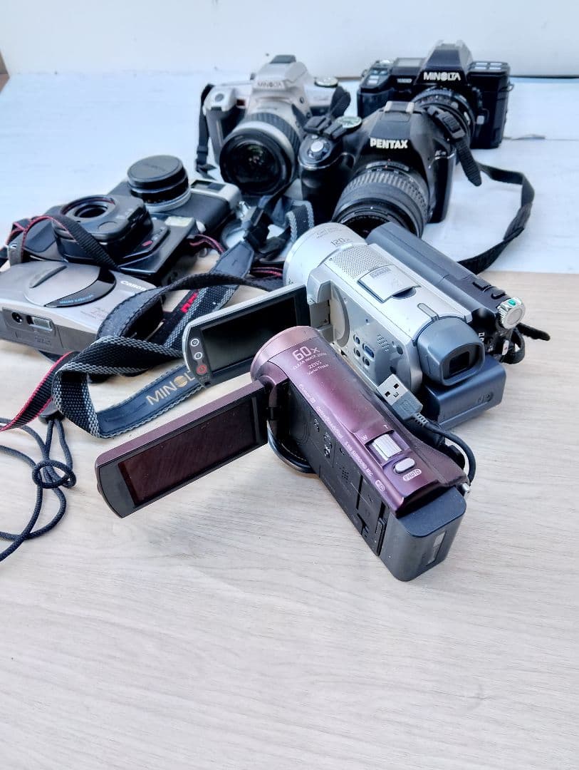 Canon Autoboy Luna などまとめて売り8台ジャンク(よ25)