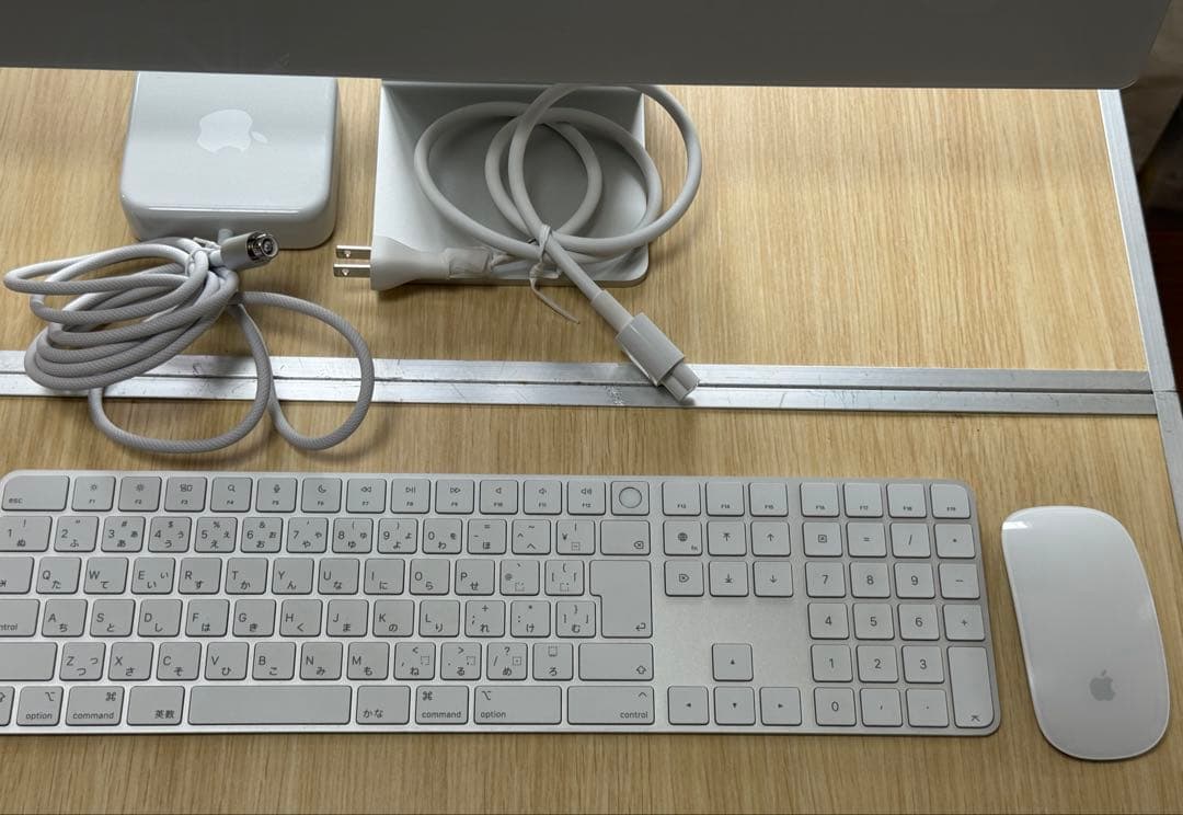 Apple iMac (M3) 2023 シルバー 16GB 1TB SSD