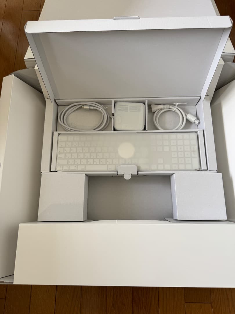 Apple iMac (M3) 2023 シルバー 16GB 1TB SSD