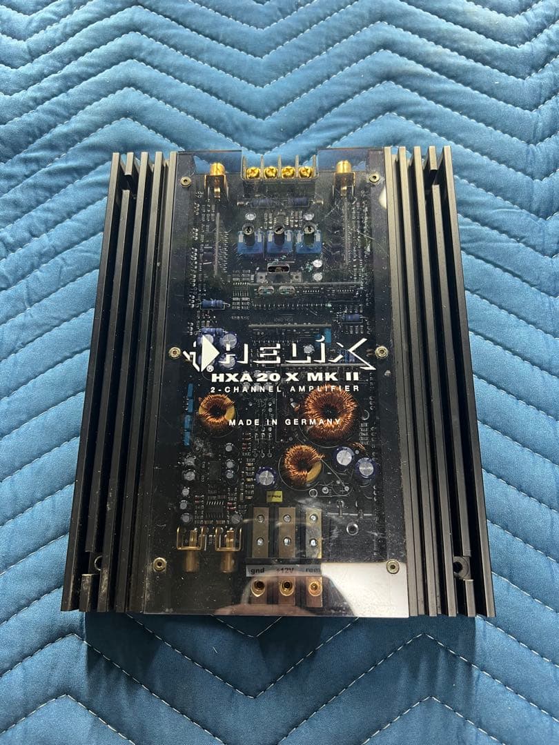 Helix HXA 20 X MK II 2チャンネルアンプ