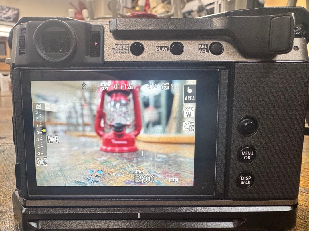 Fujifilm X-E4 ズームレンズ付き　ブラック