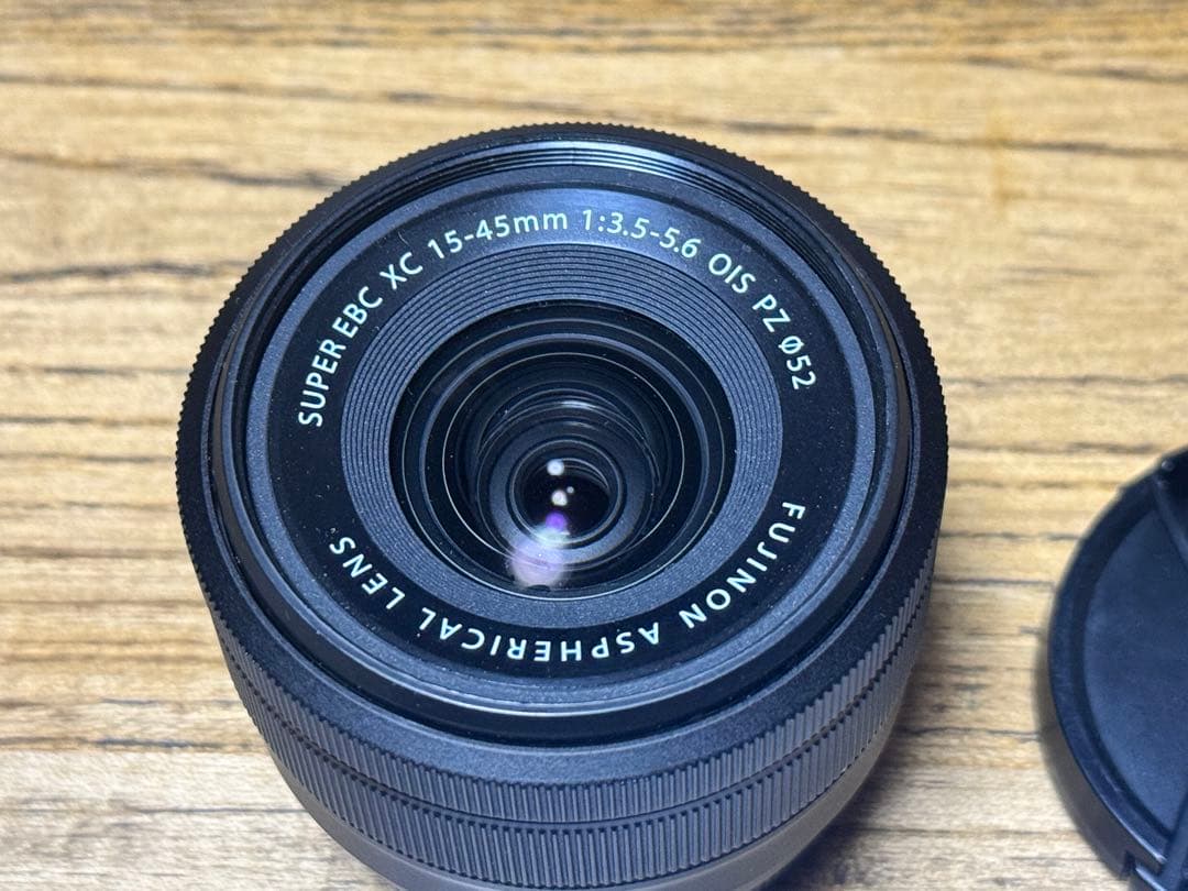 Fujifilm X-E4 ズームレンズ付き　ブラック