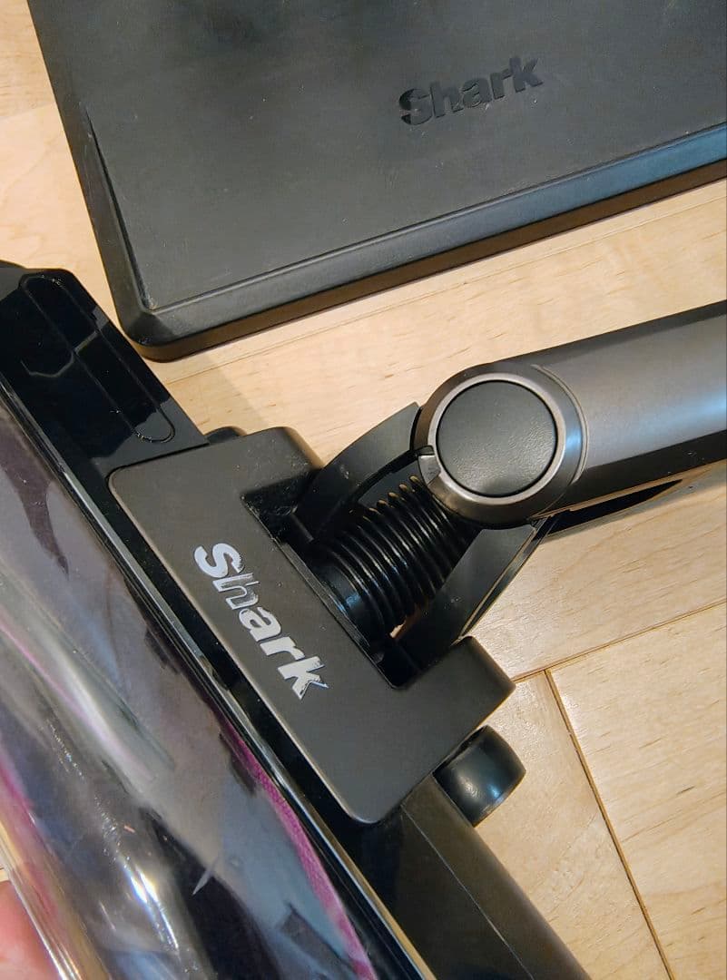 シャーク Shark EVOPOWER SYSTEM iQ CS851JBR