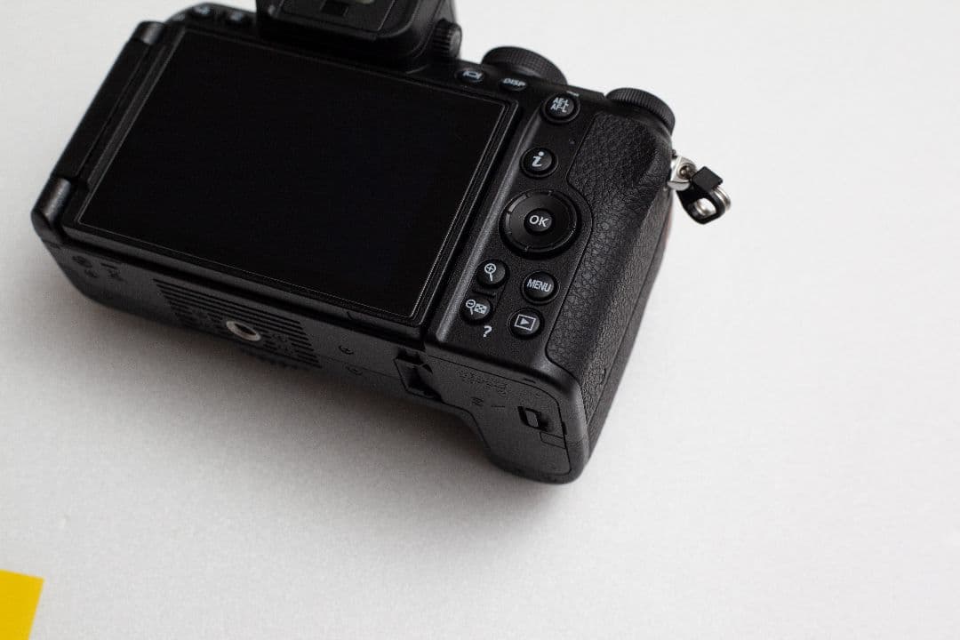 Nikon z50ii ボディ　ショット653回