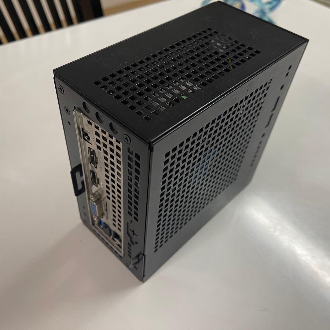 省スペース型 デスクトップPC DESKTOP-THKVRKA