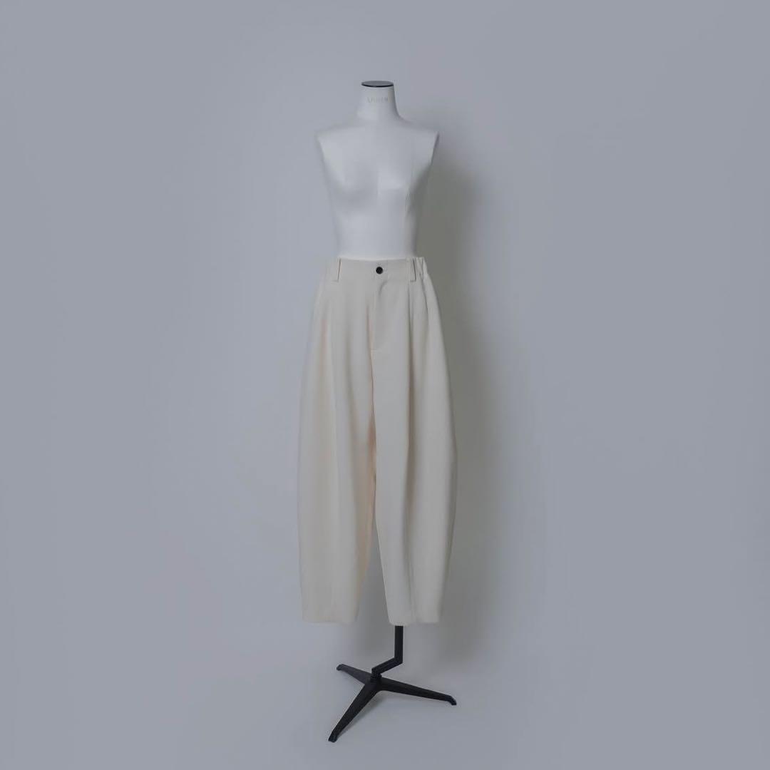 【 LOHEN 】タグ付き 新品未使用 COCOON PANTS コクーンパンツ