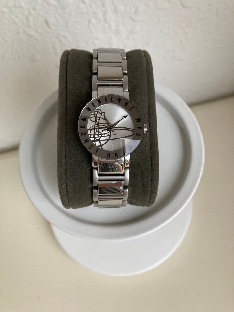 【ほぼ未使用】Vivienne Westwood ladies watch