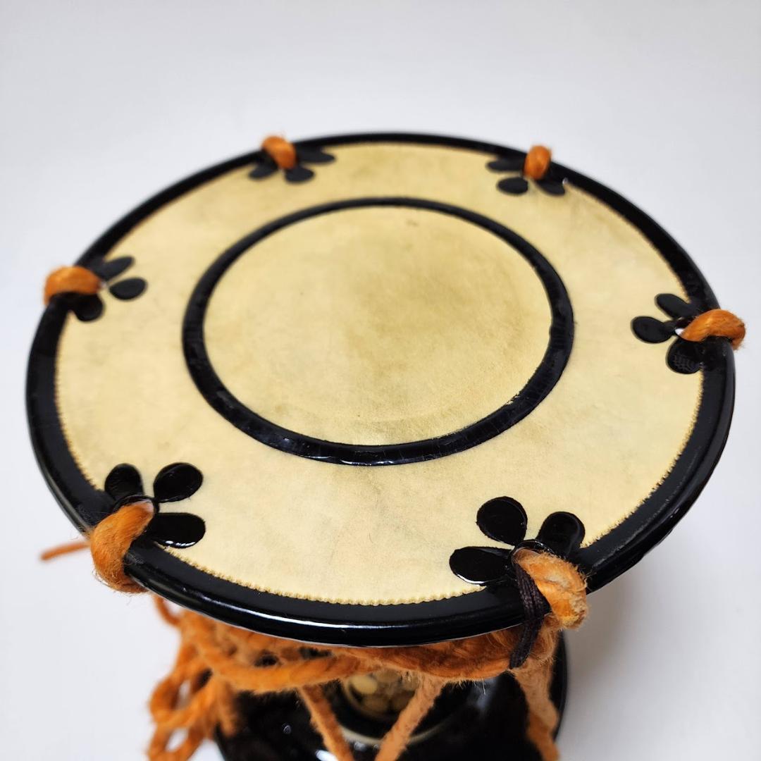 和楽器 小鼓 蒔絵 調緒付き 能 狂言 舞台 木箱付 演奏用