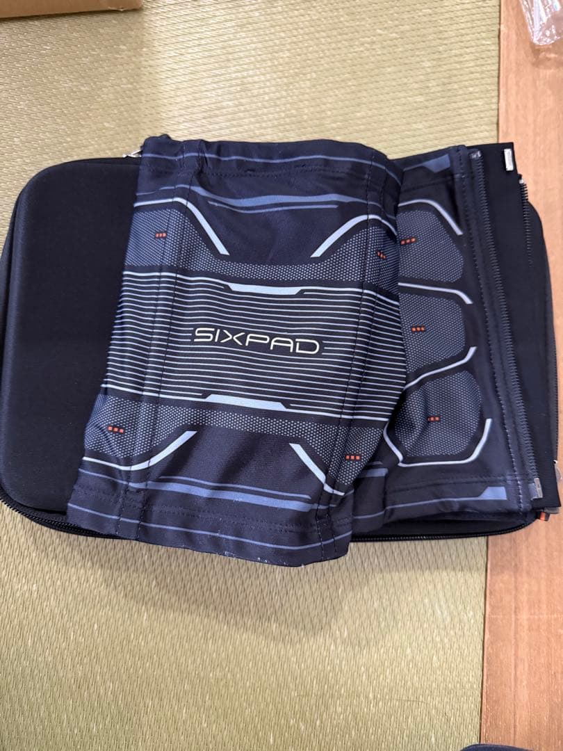 SIXPAD エクササイズウェア EMS機能付き