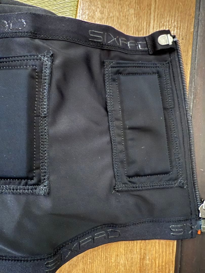 SIXPAD エクササイズウェア EMS機能付き