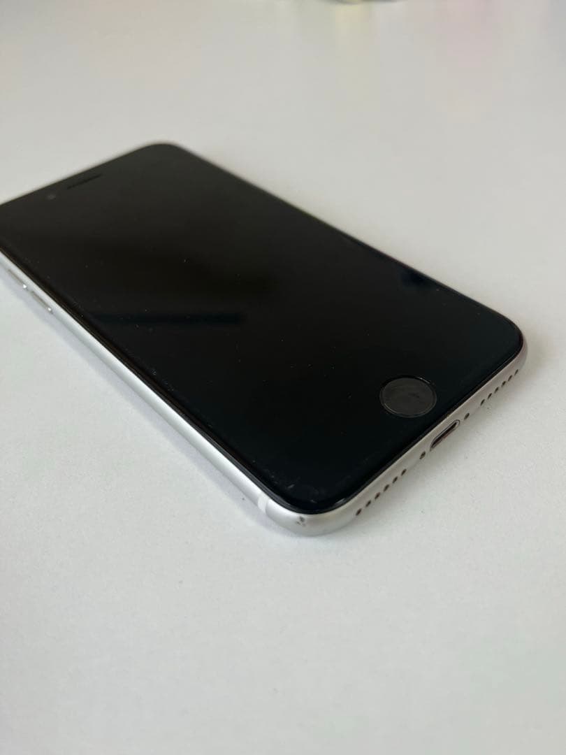 Apple iPhone SE ホワイト 256GB SIMフリー ※ジャンク品