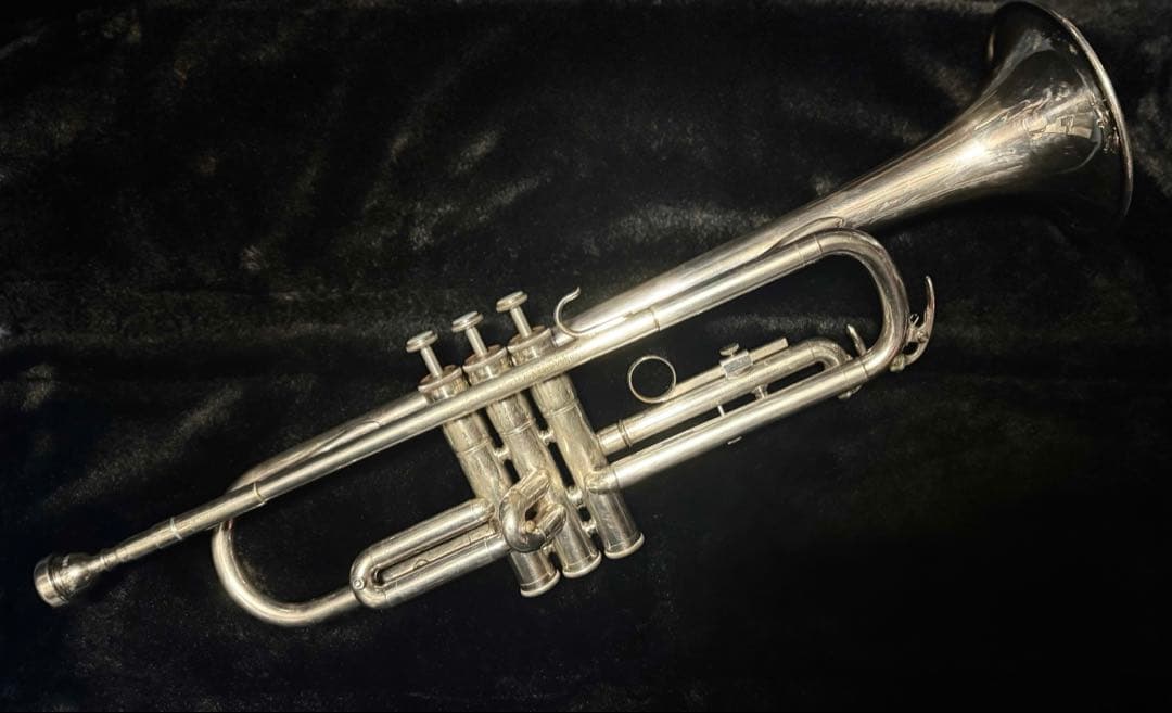 ヤマハ トランペット YTR-2320S シルバーラッカー ケース ミュート付