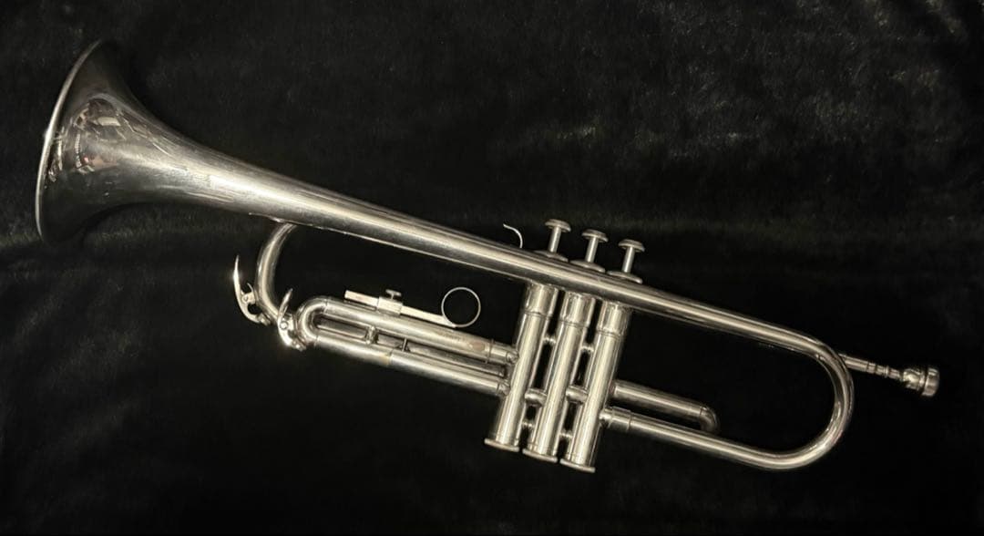 ヤマハ トランペット YTR-2320S シルバーラッカー ケース ミュート付